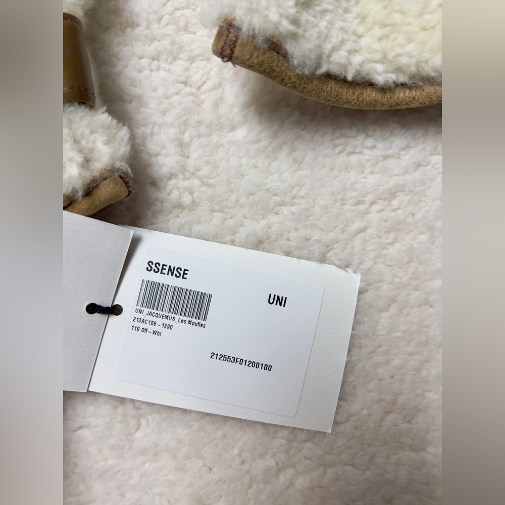 Jacquemus shearling leather mittens - Picture 6 of 9